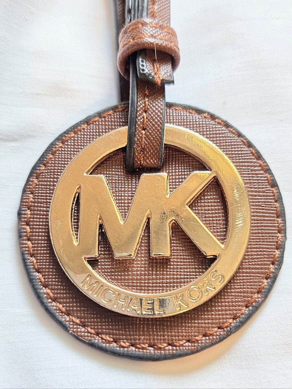 Michael Kors MK Gold Tone Metal  Logo Charm Buckle Strap Handbag Hang Tag Fob